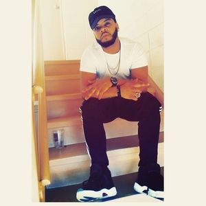 Meet your Posher, Adrian